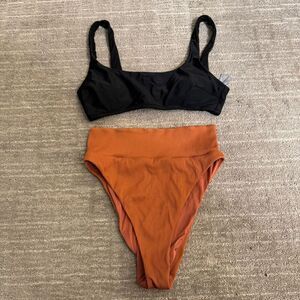 Aerie Black Scoop Neck Top & Burnt Orange Hi-Rise Swim Bikini Bottoms Small